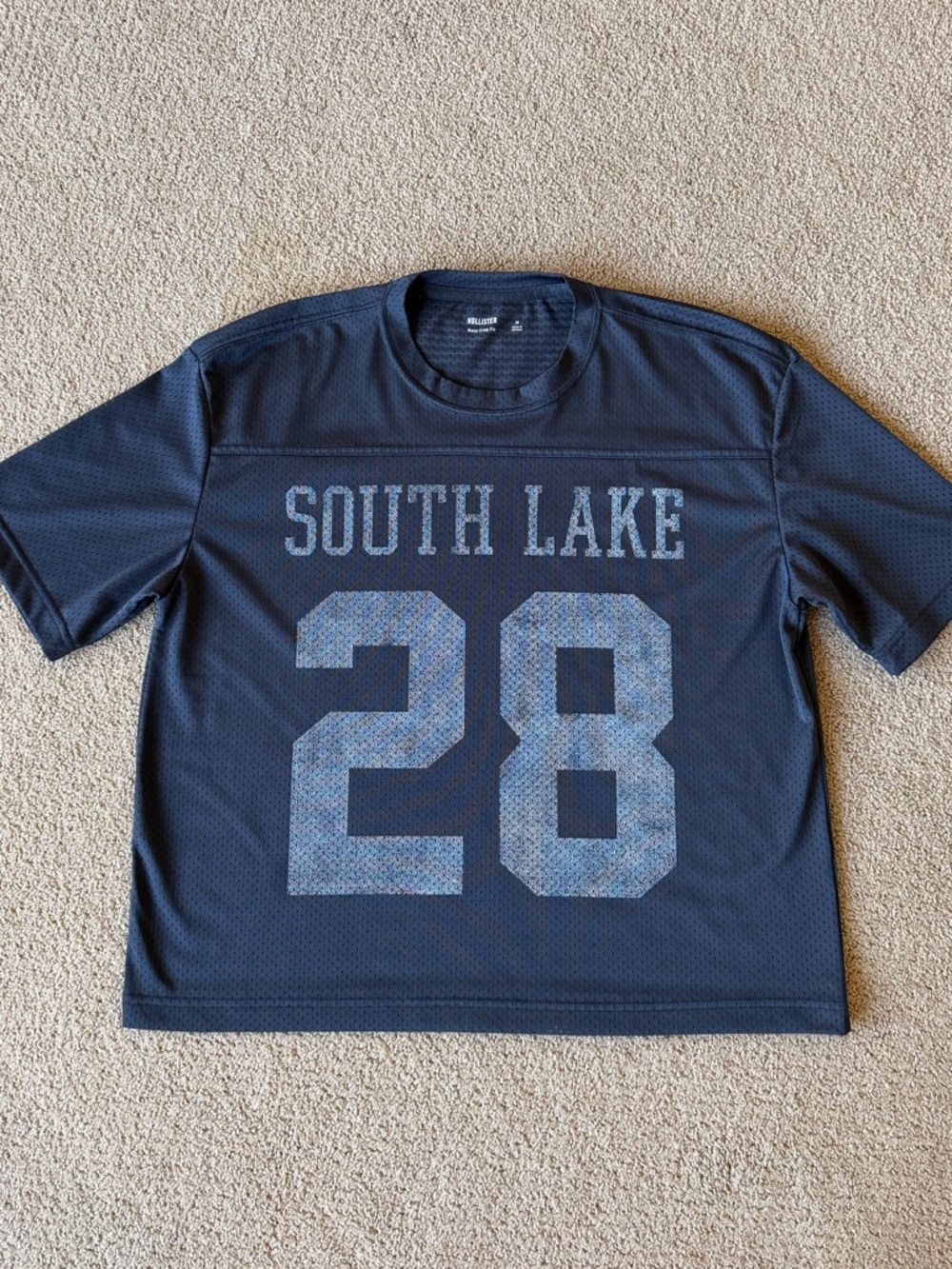 Hollister jersey, boxy fit